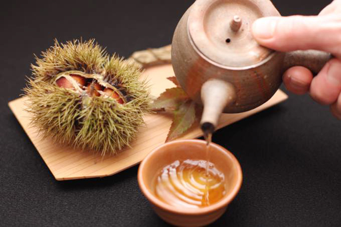 椀物：鴨真丈の土瓶蒸