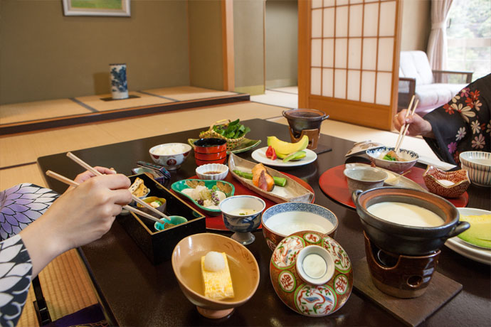 朝食：お部屋食